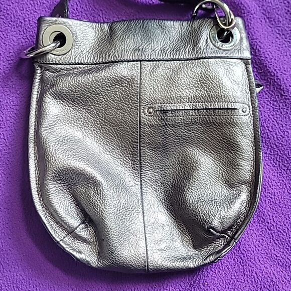 2/$20 B Makowsky Crossbody Bag - Picture 3 of 10